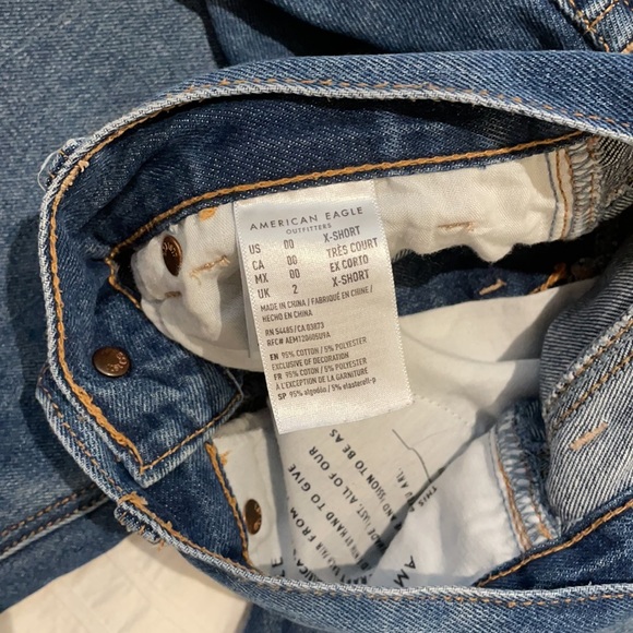 American Eagle Mom jeans Size 00 - Picture 3 of 3